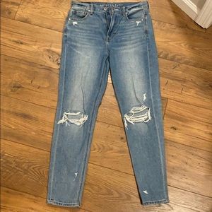 American Eagle- mom jean
